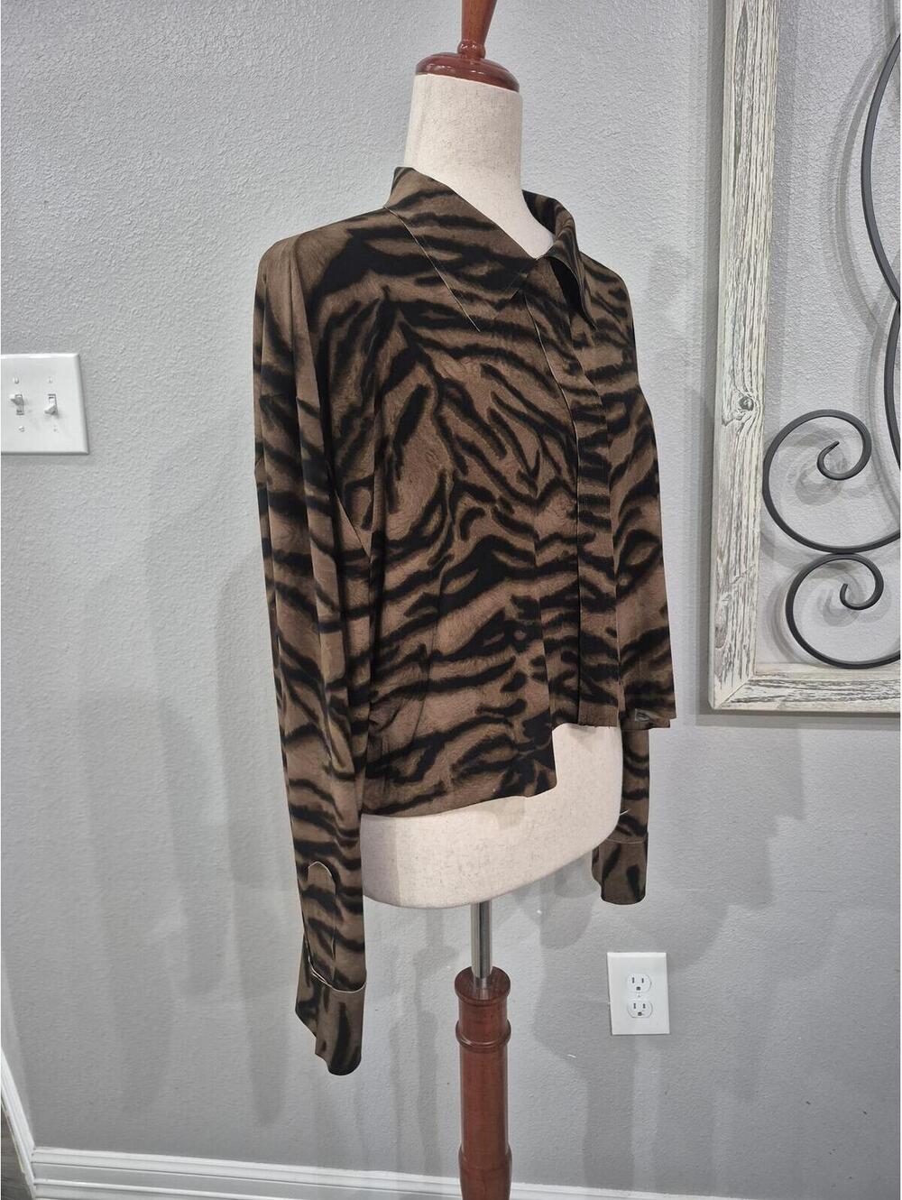 NORMA KAMALI Cropped Oversized Shirt Size.Small - Picture 4 of 8